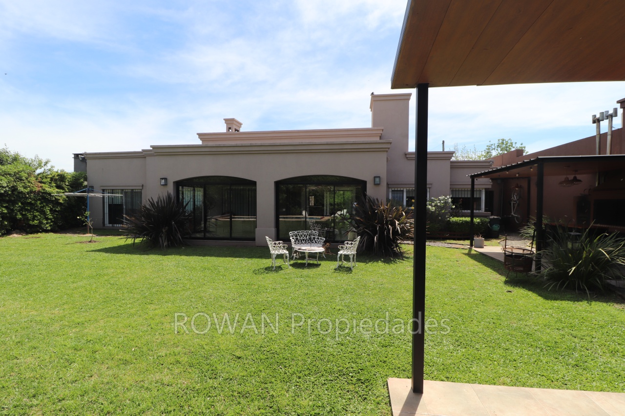 Excelente Casa Quinta premium – Chacabuco