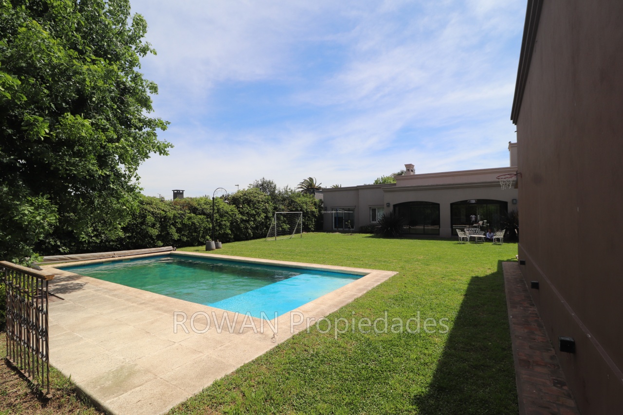 Excelente Casa Quinta premium – Chacabuco