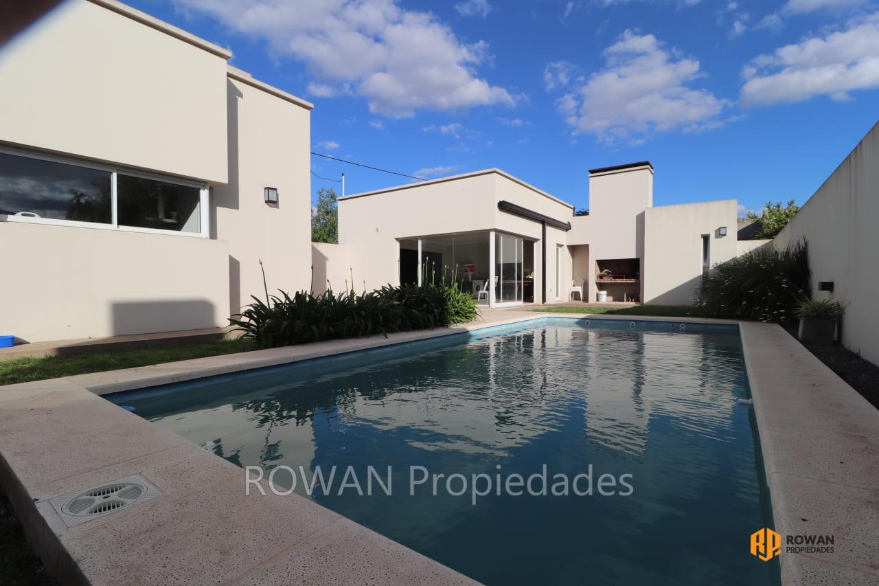 IMG_8295_Rowan_Propiedades Excelente Casa Premium – Urbana – Chacabuco