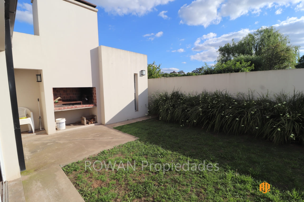 IMG_8296_Rowan_Propiedades Excelente Casa Premium – Urbana – Chacabuco
